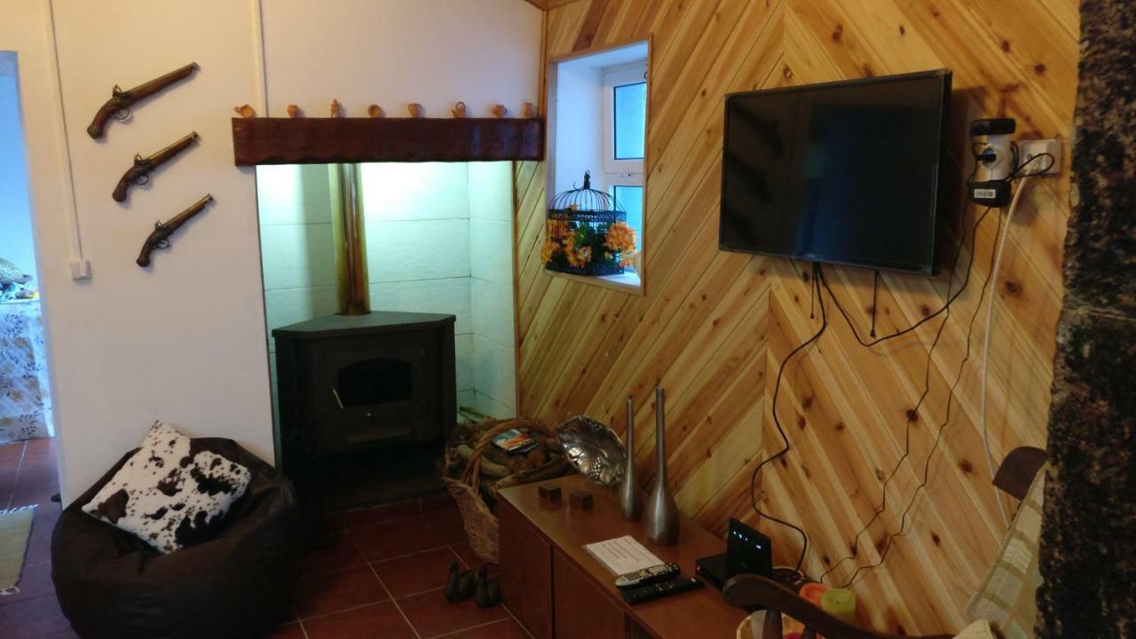 Casa Do Vale Encantado フルナス エクステリア 写真
